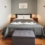 Bearsleys Downtown 4* Riga