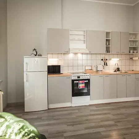Bearsleys Downtown 4*
