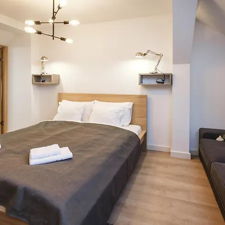 Bearsleys Downtown Апарт-готель 4*