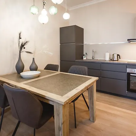 Bearsleys Downtown Ρίγα