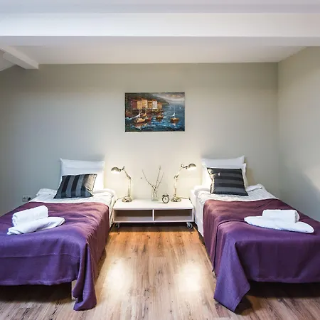 Bearsleys Downtown 4* Рига