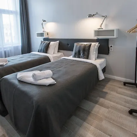 Bearsleys Downtown 4*