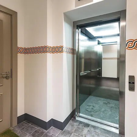 Ξενοδοχείο με διαμερίσματα Bearsleys Downtown