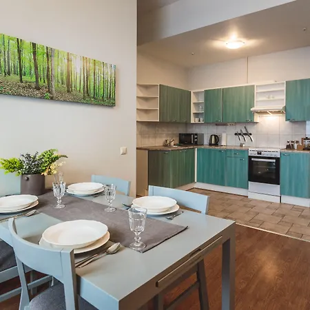 Ξενοδοχείο με διαμερίσματα Bearsleys Downtown