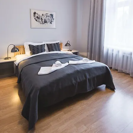 Bearsleys Downtown 4* ريغا