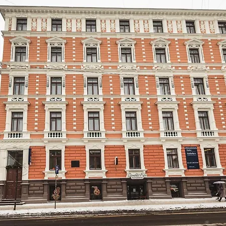 Ξενοδοχείο με διαμερίσματα Bearsleys Downtown Ρίγα