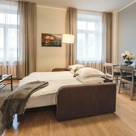 Bearsleys Downtown 4*