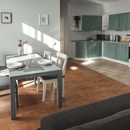 Bearsleys Downtown Aparthotel 4*