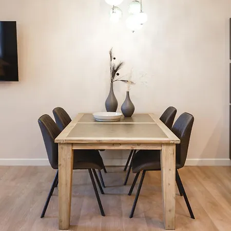 Bearsleys Downtown Apartmanhotel 4*