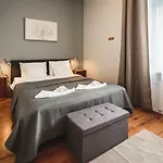 아파트호텔 베어슬리스 다운타운 아파트먼트 4*