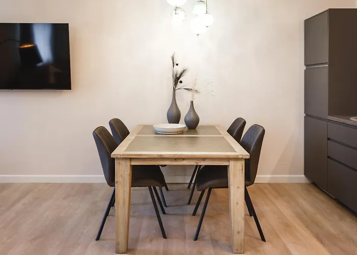 Bearsleys Downtown Aparthotel 4*